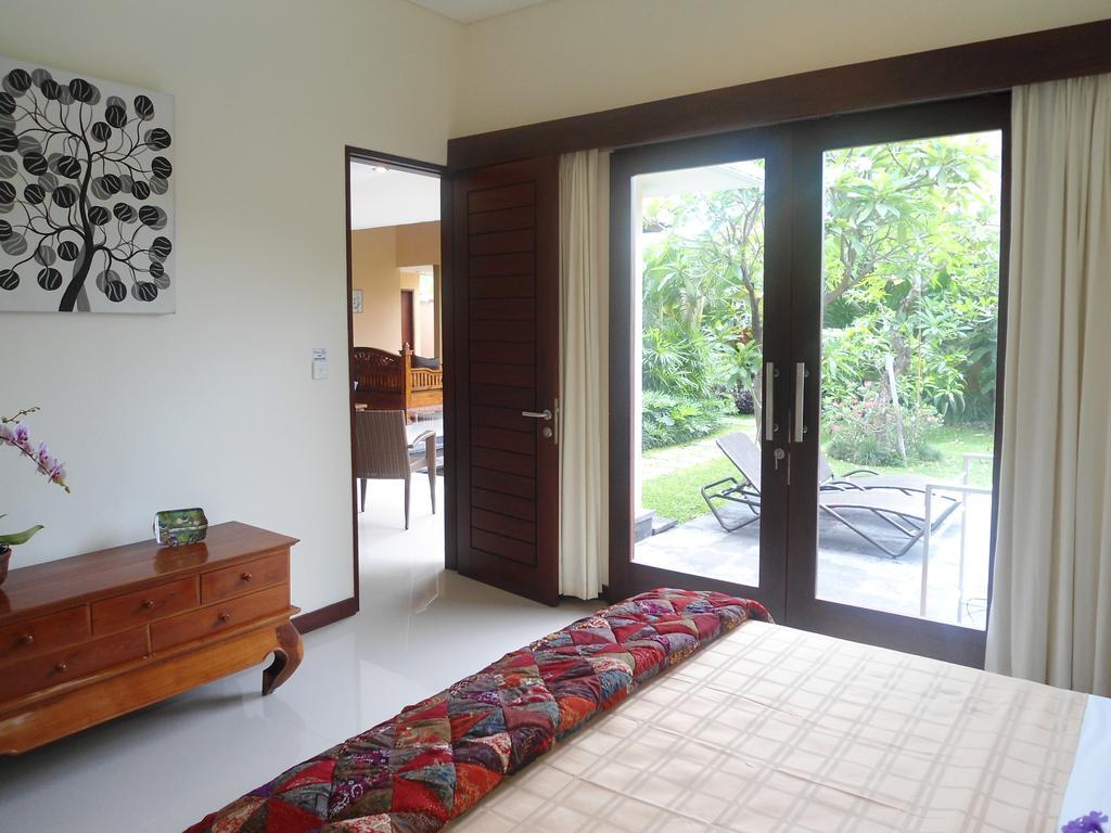 Villa Bluebird Sanur Денпасар Номер фото